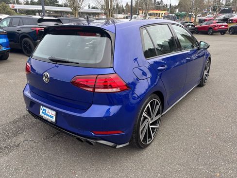 Used 2019 Volkswagen Golf R 4-Door image 5