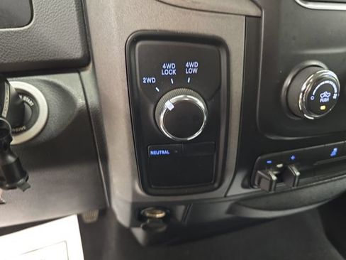 Used 2016 RAM 1500 ST w/ SXT Appearance Group AWD/4WD image 25
