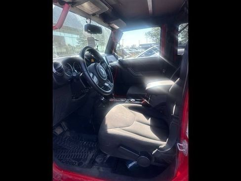 Used 2015 Jeep Wrangler Unlimited Sport w/ Quick Order Package 24S AWD/4WD image 4