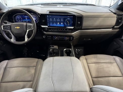 Certified 2025 Chevrolet Silverado 1500 LTZ image 9