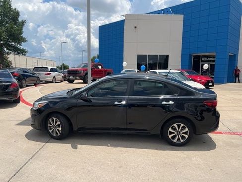 Used 2023 Kia Rio S w/ Technology Package FWD image 10