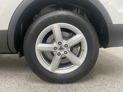 Used 2017 Ford Explorer XLT w/ Equipment Group 201A image 29