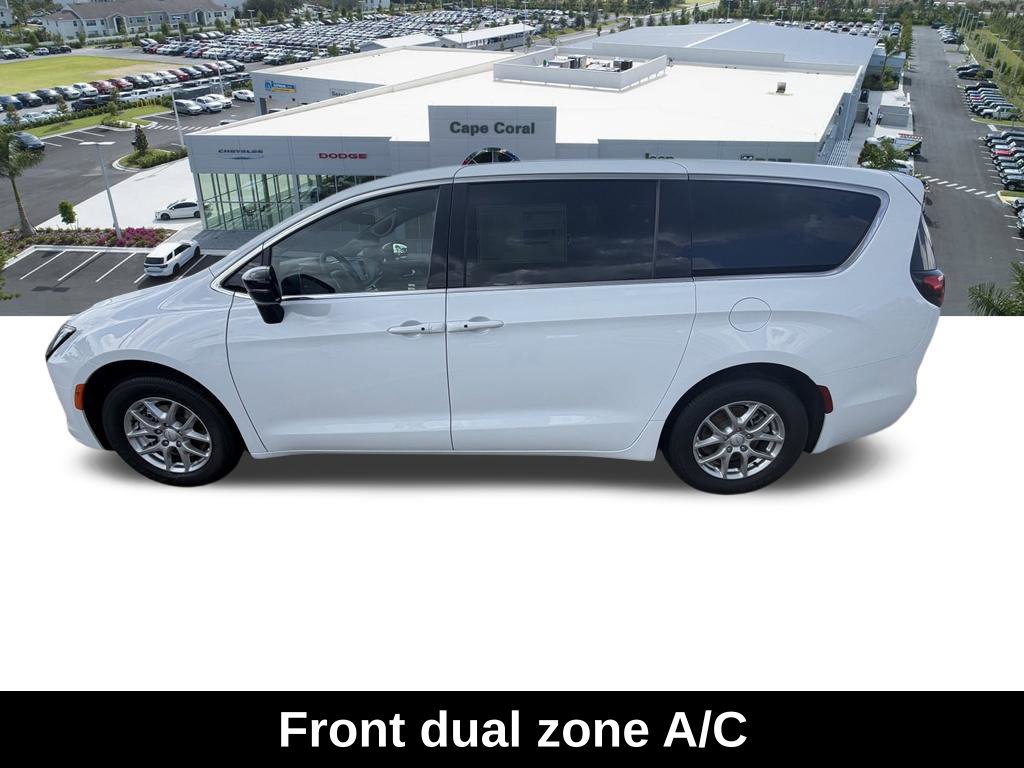 New 2027 Chrysler Pacifica Select w/ Family Tech Group FWD image 6