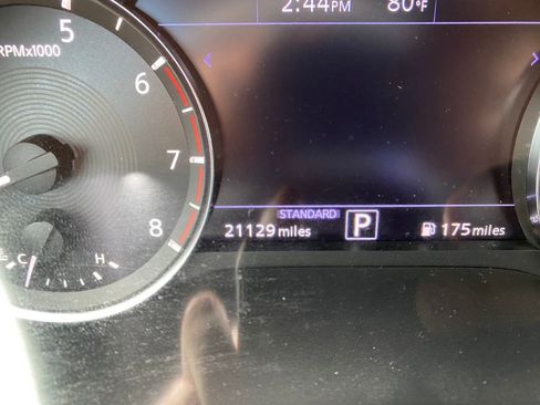 Used 2019 INFINITI QX50 Essential w/ Sensory Package FWD image 33