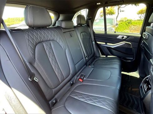 Certified 2021 BMW X5 xDrive40i w/ M Sport Package image 25