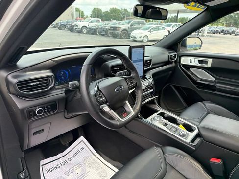 Used 2023 Ford Explorer ST w/ Technology Package AWD/4WD image 10