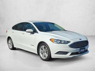 Used 2018 Ford Fusion S video 3