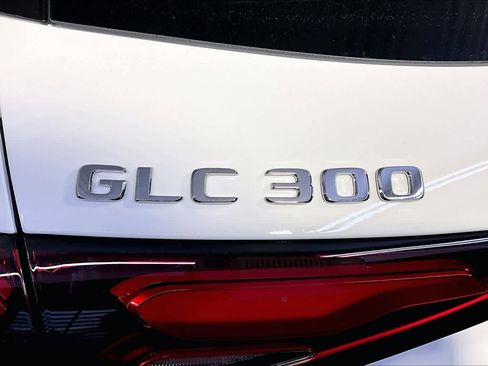 New 2026 Mercedes-Benz GLC 300 4MATIC image 6