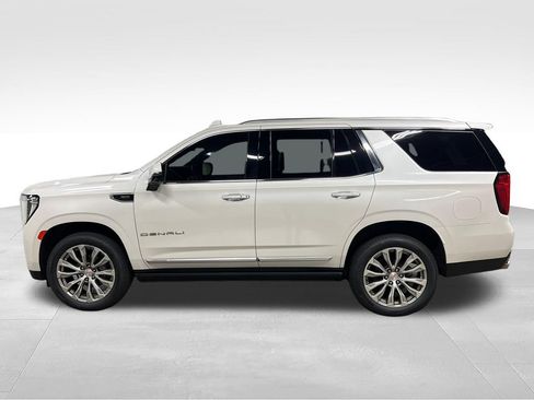 Certified 2021 GMC Yukon Denali w/ Denali Premium Package AWD/4WD image 6