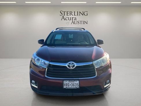 Used 2016 Toyota Highlander Limited image 2
