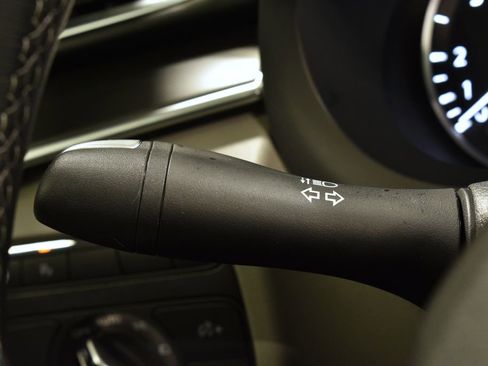 Certified 2025 INFINITI QX50 Luxe image 16