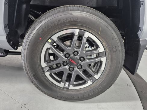 New 2026 Toyota Tacoma SR5 AWD/4WD image 11