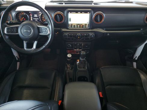 Used 2023 Jeep Gladiator Mojave w/ LED Lighting Group AWD/4WD image 11