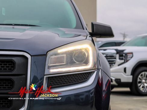 Used 2014 GMC Acadia SLE image 5