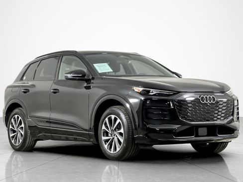 Used 2025 Audi Q6 e-tron Premium w/ Convenience Package image 7