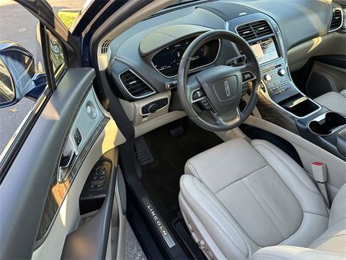 Used 2019 Lincoln Nautilus Reserve w/ Ultimate Package image 31