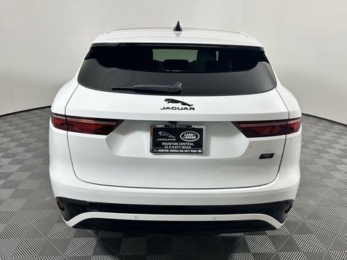 Used 2026 Jaguar F-PACE R-Dynamic S image 8
