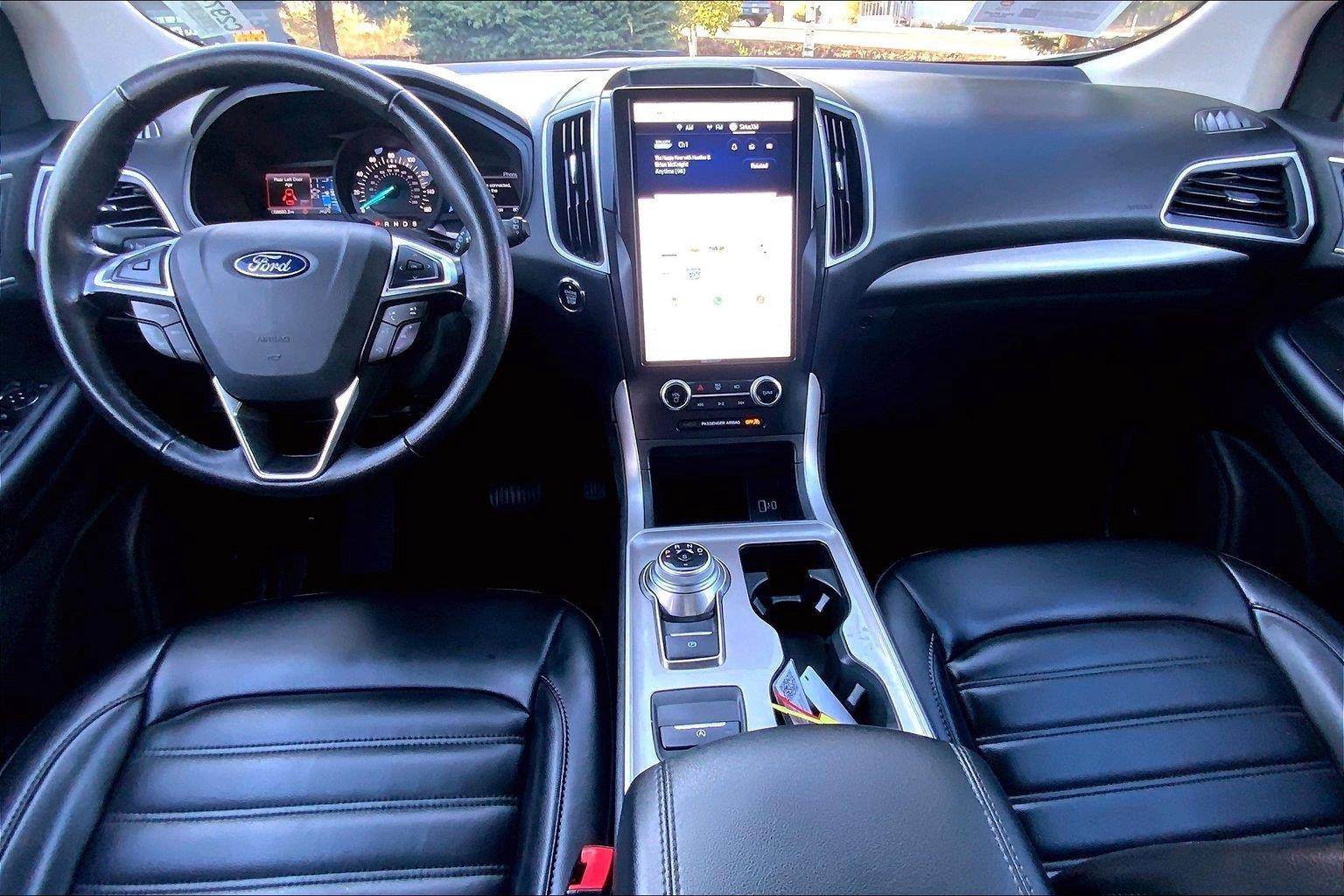 Used 2024 Ford Edge SEL AWD/4WD image 15