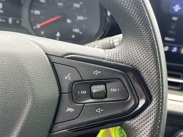 Used 2024 Chevrolet Trax LS w/ LS Convenience Package FWD image 24