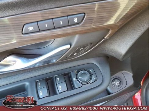 Used 2024 GMC Terrain Denali w/ Denali Premium Package image 23