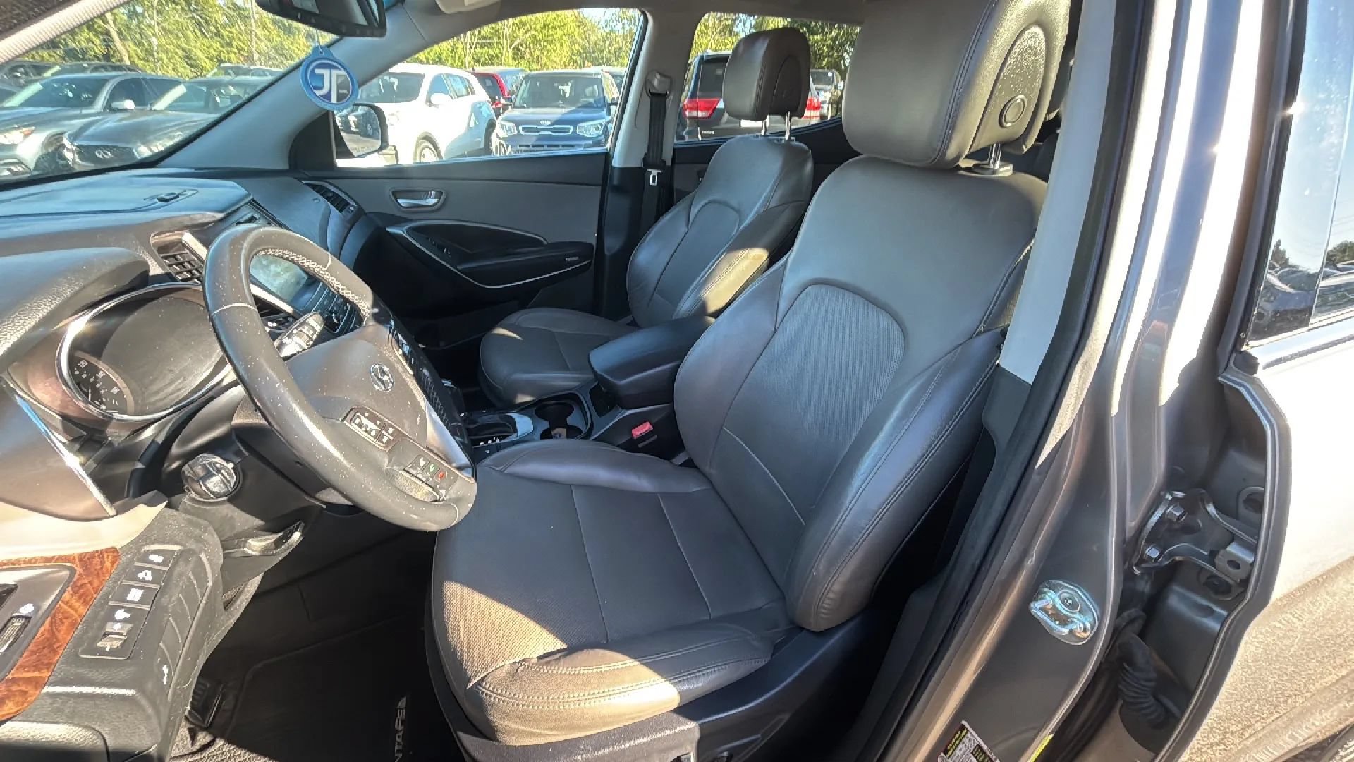 Used 2018 Hyundai Santa Fe Sport FWD image 16