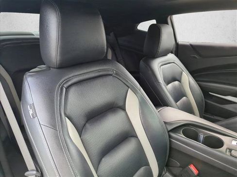 Used 2020 Chevrolet Camaro LT w/ RS Package image 24