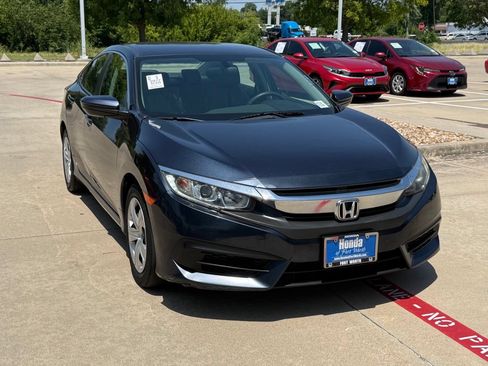 Used 2017 Honda Civic LX image 7