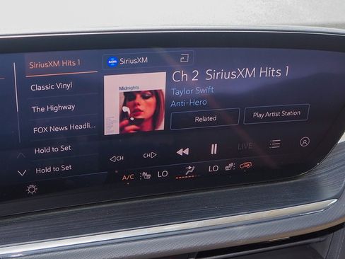 New 2025 Buick Envision Preferred image 13