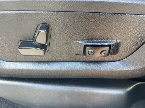 Used 2024 RAM 2500 Big Horn w/ Off Road Package image 32