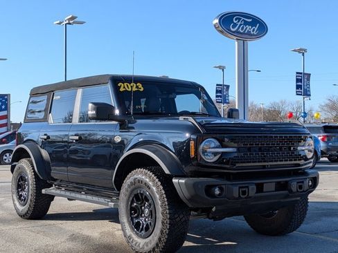 Certified 2023 Ford Bronco Wildtrak AWD/4WD image 2
