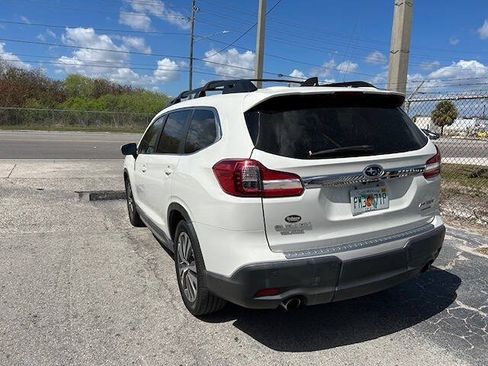 Used 2020 Subaru Ascent Limited w/ Technology Package AWD/4WD image 3