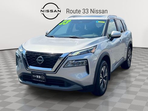 Used 2023 Nissan Rogue SV w/ SV Premium B Package AWD/4WD image 2