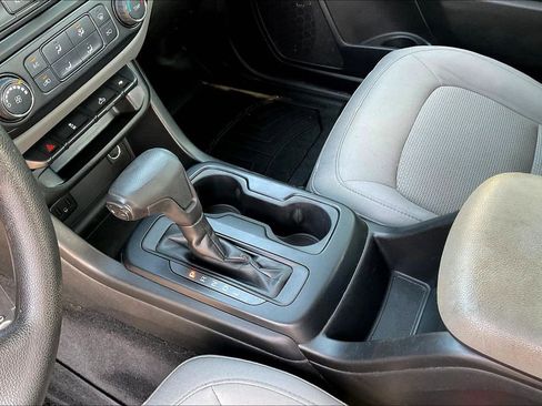 Used 2020 Chevrolet Colorado W/T w/ WT Convenience Package image 14