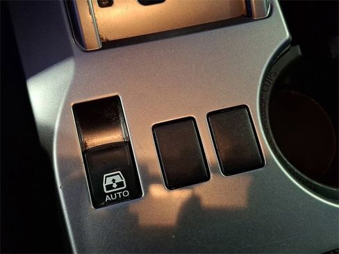 Certified 2024 Toyota 4Runner SR5 image 28