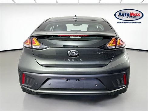 Used 2022 Hyundai Ioniq Limited image 8