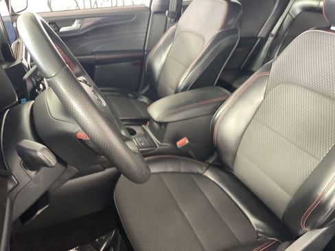 Used 2024 Ford Escape ST-Line image 18