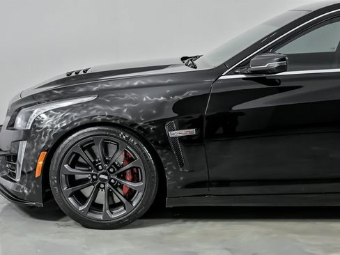 Used 2019 Cadillac CTS V image 7