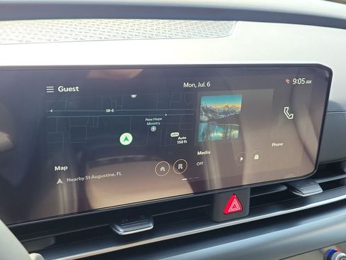 New 2026 Kia Carnival FWD image 29
