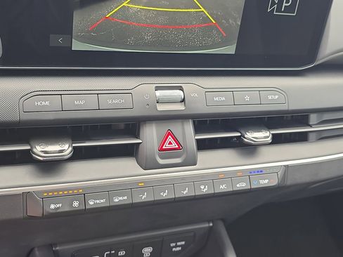New 2026 Kia K4 FWD image 24