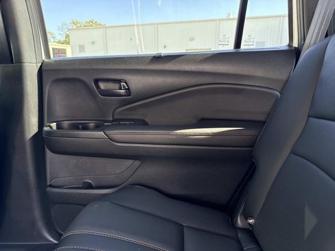 Used 2024 Honda Passport TrailSport image 15