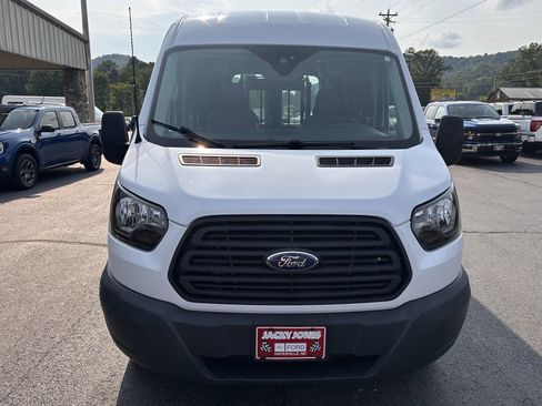Used 2017 Ford Transit 150 XL image 3