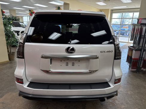 Used 2023 Lexus GX 460 Premium image 10