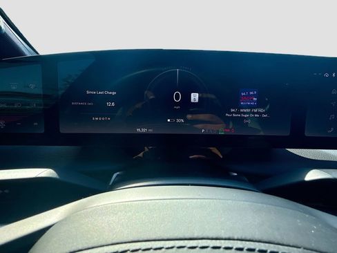 Used 2024 Lucid Air Touring AWD/4WD image 13