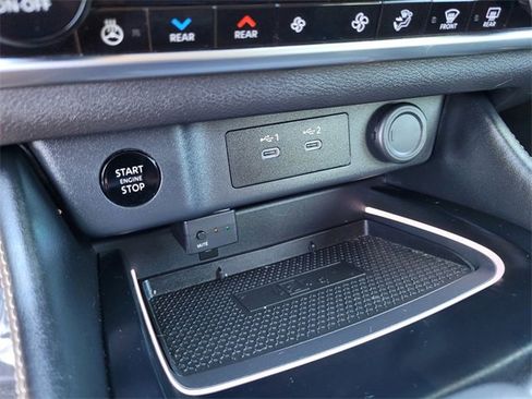 Used 2024 Nissan Rogue Platinum w/ Platinum Premium Package image 15