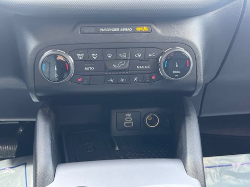 Used 2023 Ford Bronco Sport Outer Banks w/ Tech Package AWD/4WD image 18