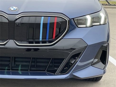 Used 2024 BMW 530i w/ M Sport Package image 8