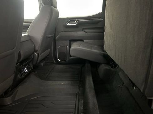 Used 2024 GMC Sierra 1500 Elevation image 26