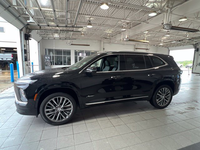 Used 2026 Buick Enclave Avenir w/ Super Cruise Package AWD/4WD image 3