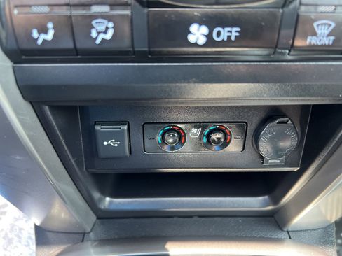 Used 2023 Toyota 4Runner Limited image 33