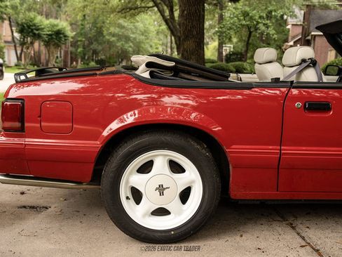 Used 1993 Ford Mustang LX RWD image 10